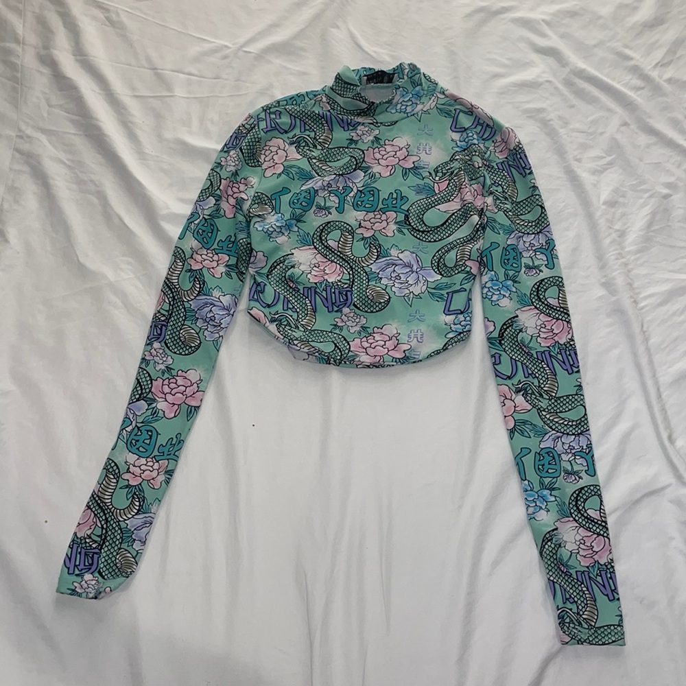 Turquoise long sleeve crop turtle neck bershka S. Open back snake pattern